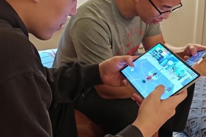 女友露了个背影！杨瀚森晒视频：在NBA第一个春节给大家拜年啦