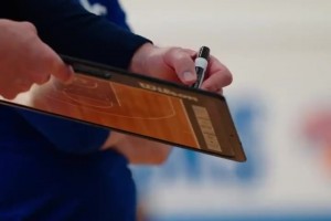 靓丽风景线！索汉去了尼克斯之后，又换新发型了~