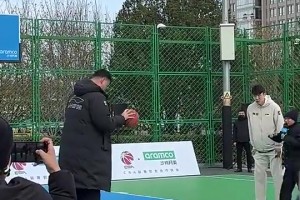 弗莱爆16年总决赛内幕：联盟允许我们拉扯水花，局势就改变了